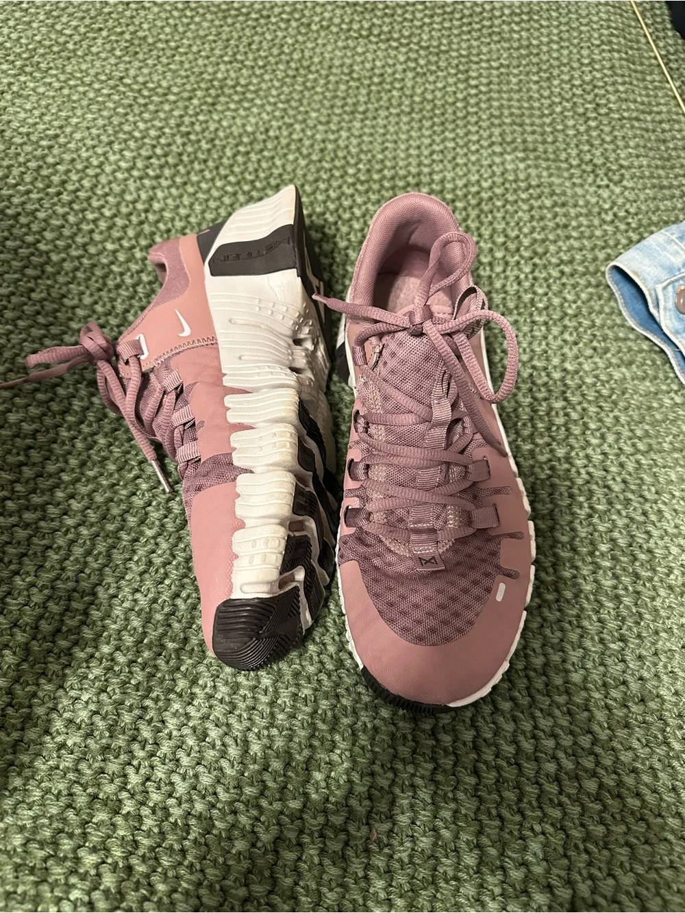 Nike gently used